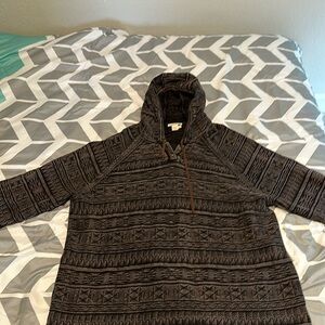 Used men’s sweater